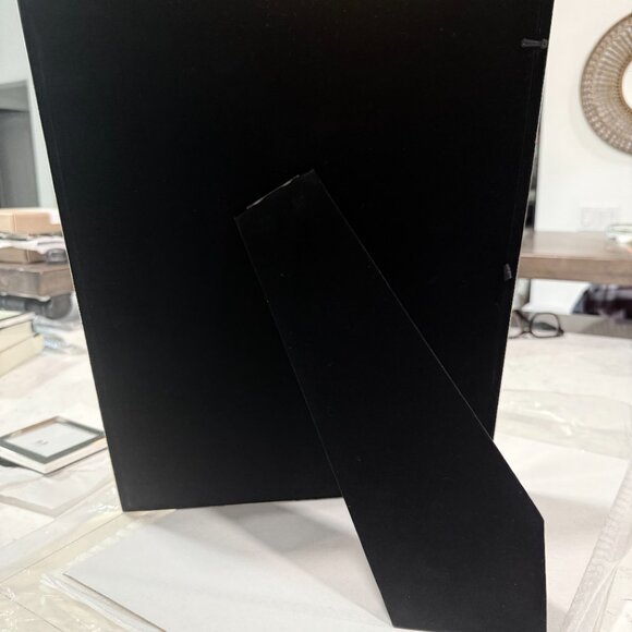 Pottery Barn Classic Frame - Picture 4 of 7